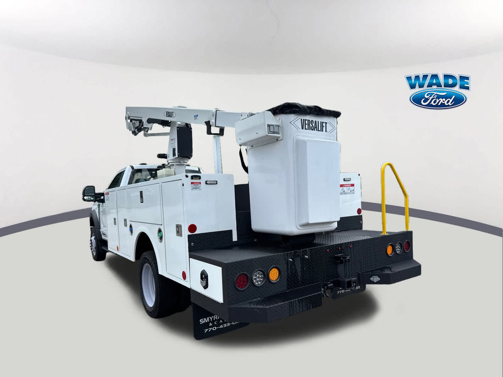 2023 Ford Super Duty F-550 DRW XL