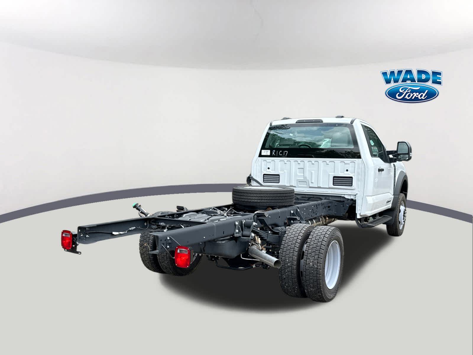 2024 Ford Super Duty F-550 DRW XL