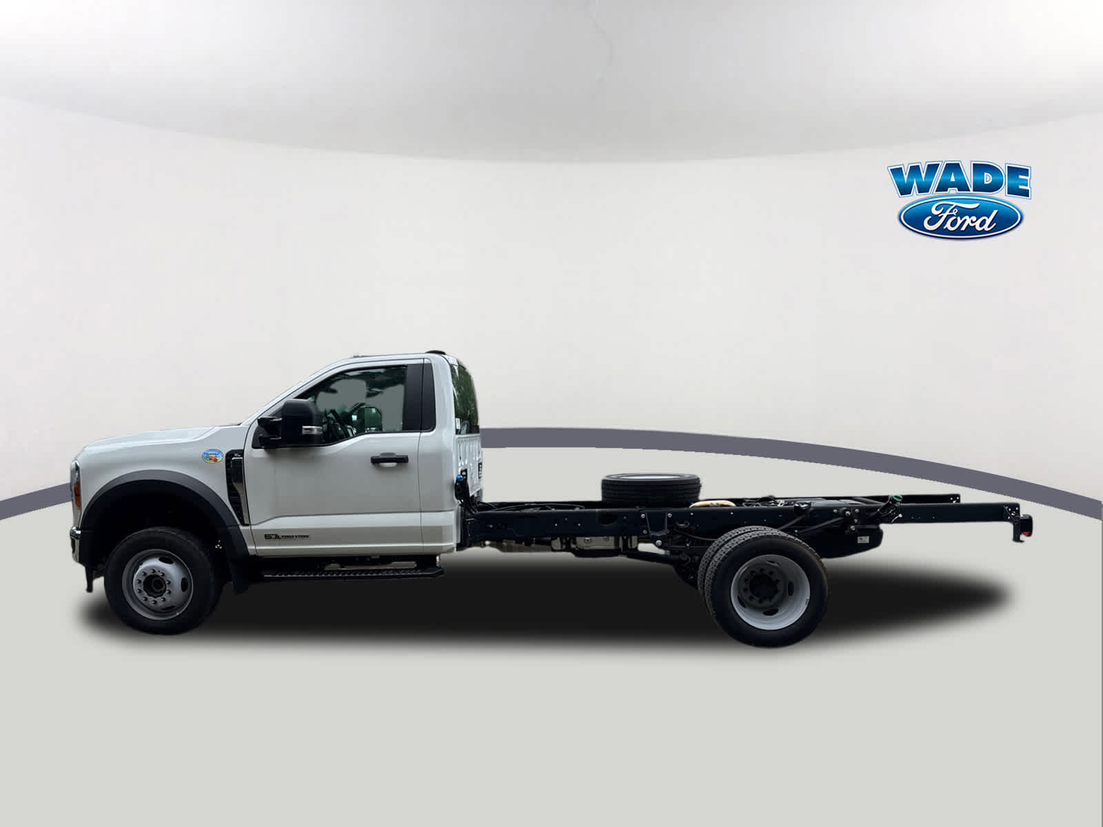 2024 Ford Super Duty F-550 DRW XL