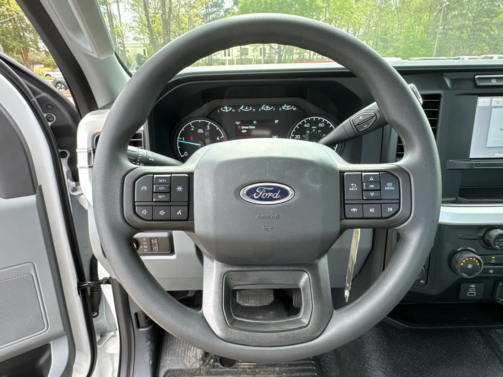 2024 Ford Super Duty F-550 DRW XL