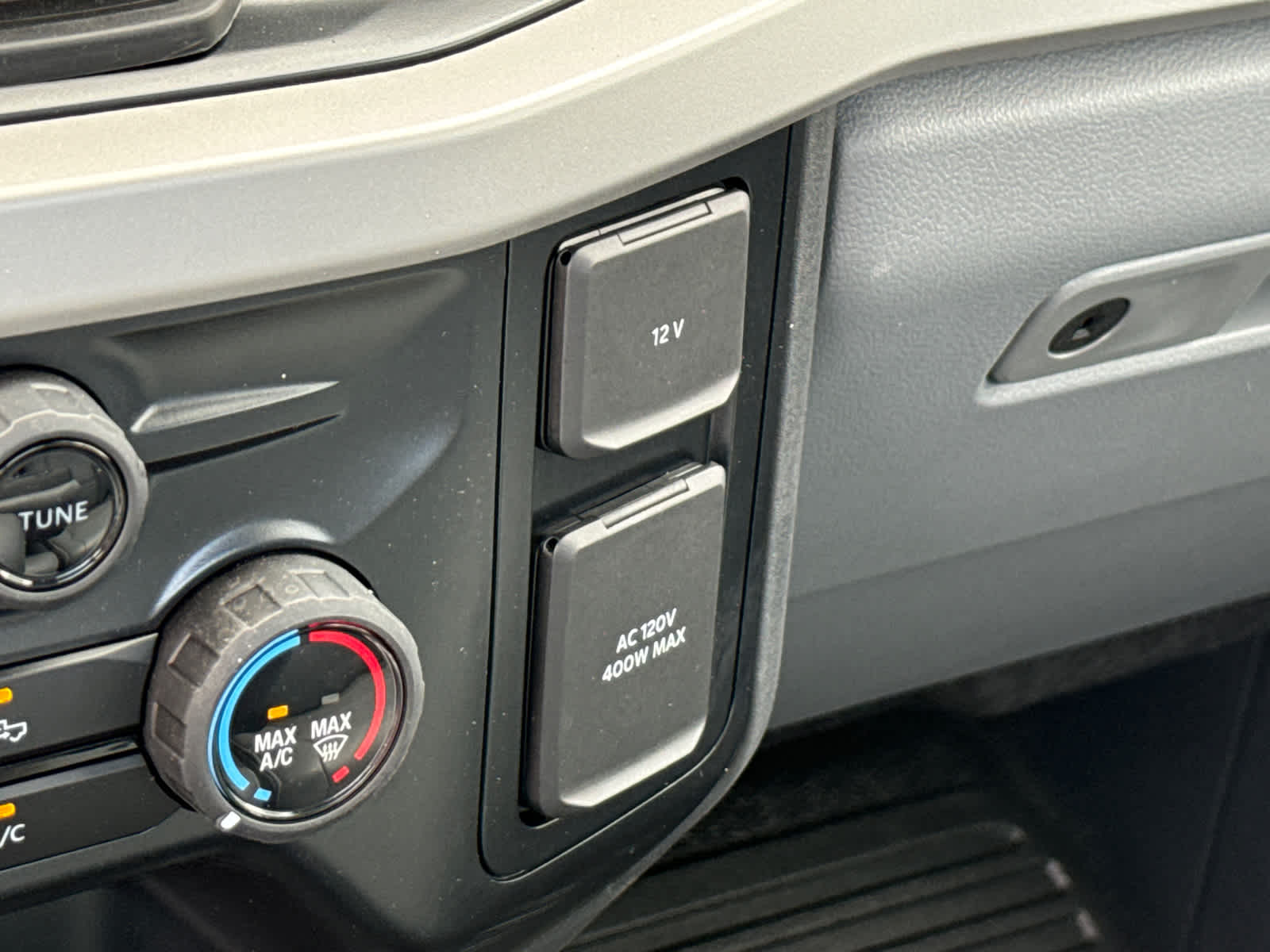 2024 Ford Super Duty F-550 DRW XL