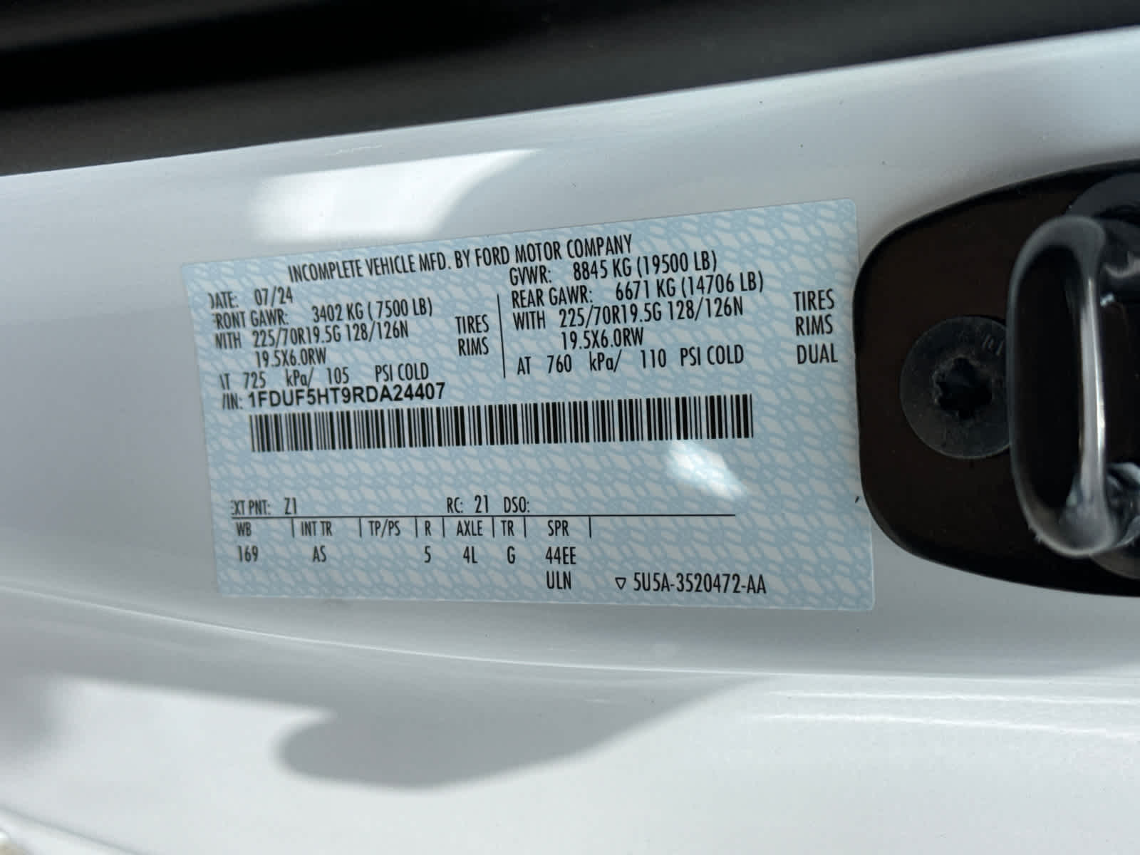 2024 Ford Super Duty F-550 DRW XL