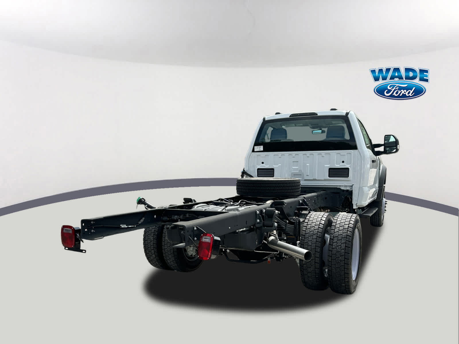 2024 Ford Super Duty F-550 DRW XL