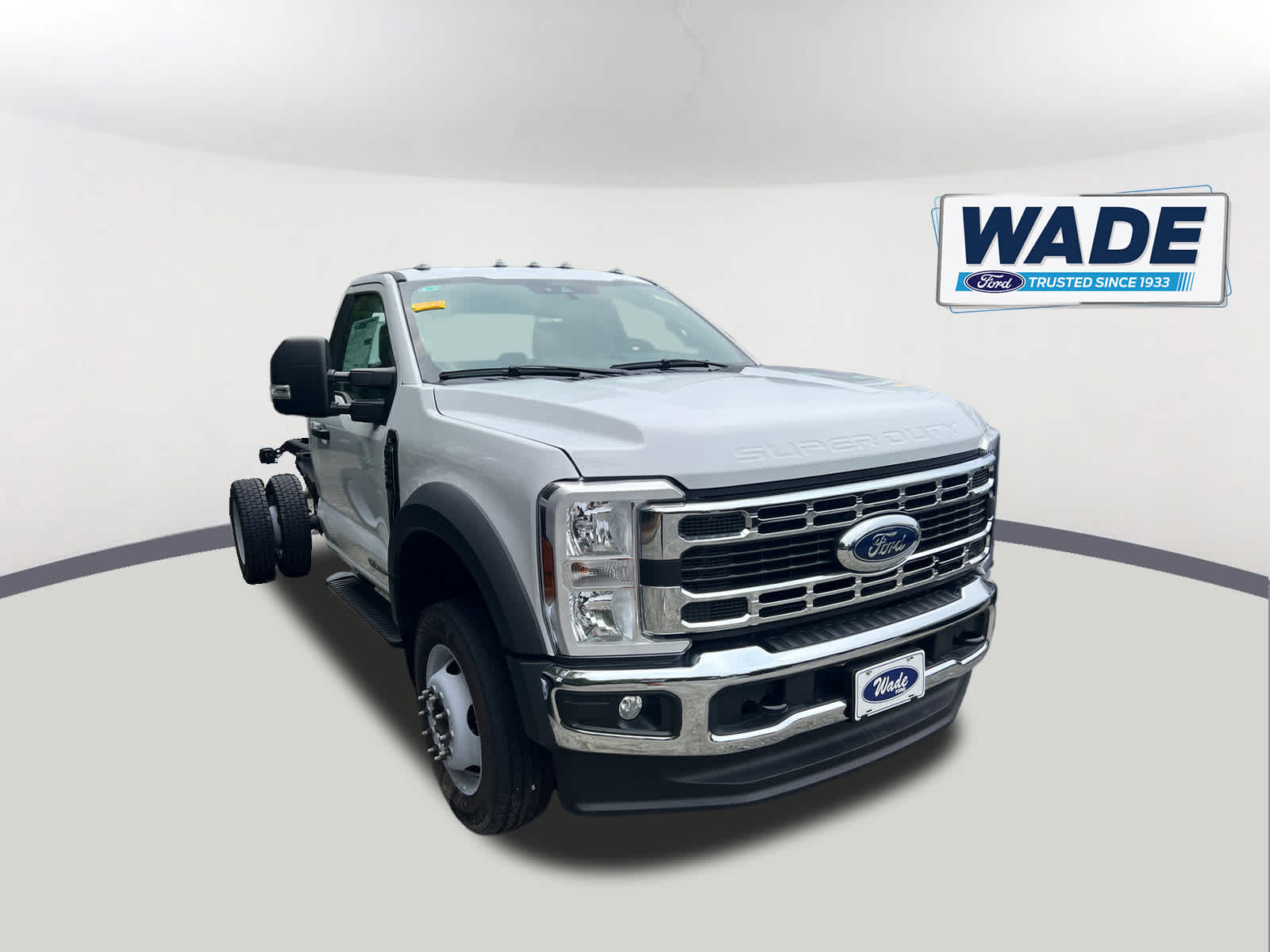 2024 Ford Super Duty F-550 DRW XL