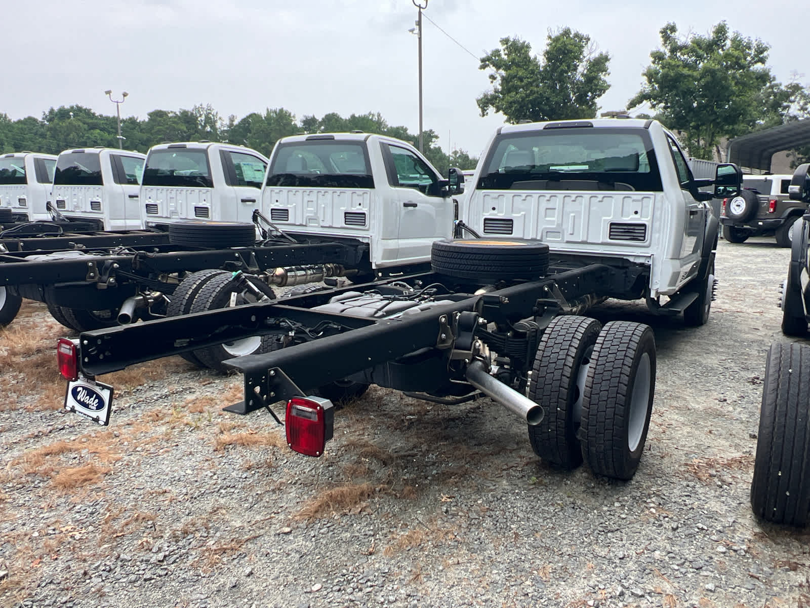 2024 Ford Super Duty F-550 DRW XL