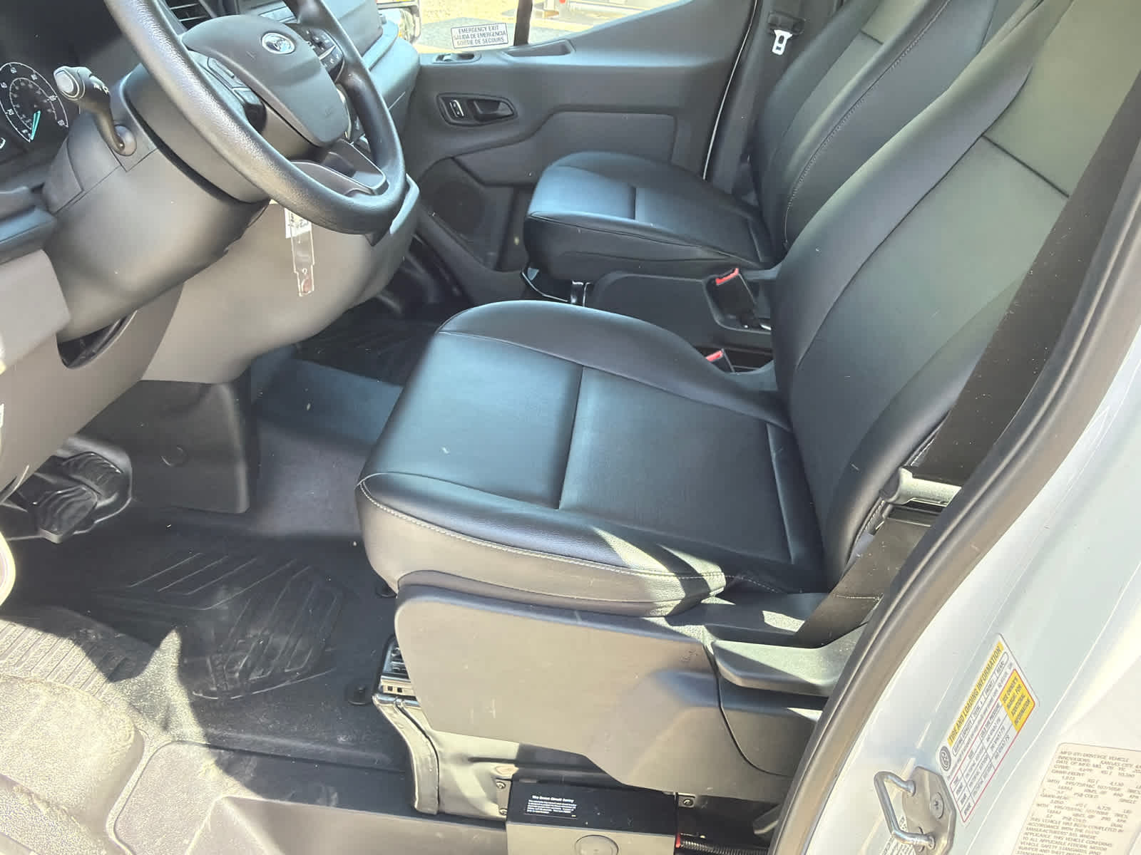 2023 Ford Transit Passenger Wagon XL