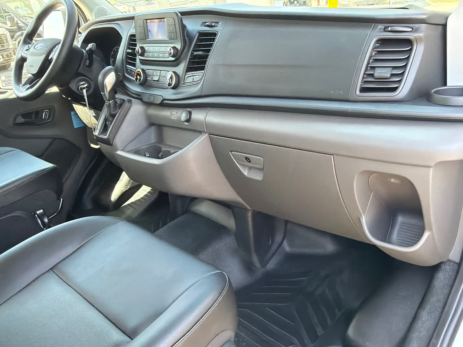 2023 Ford Transit Passenger Wagon XL