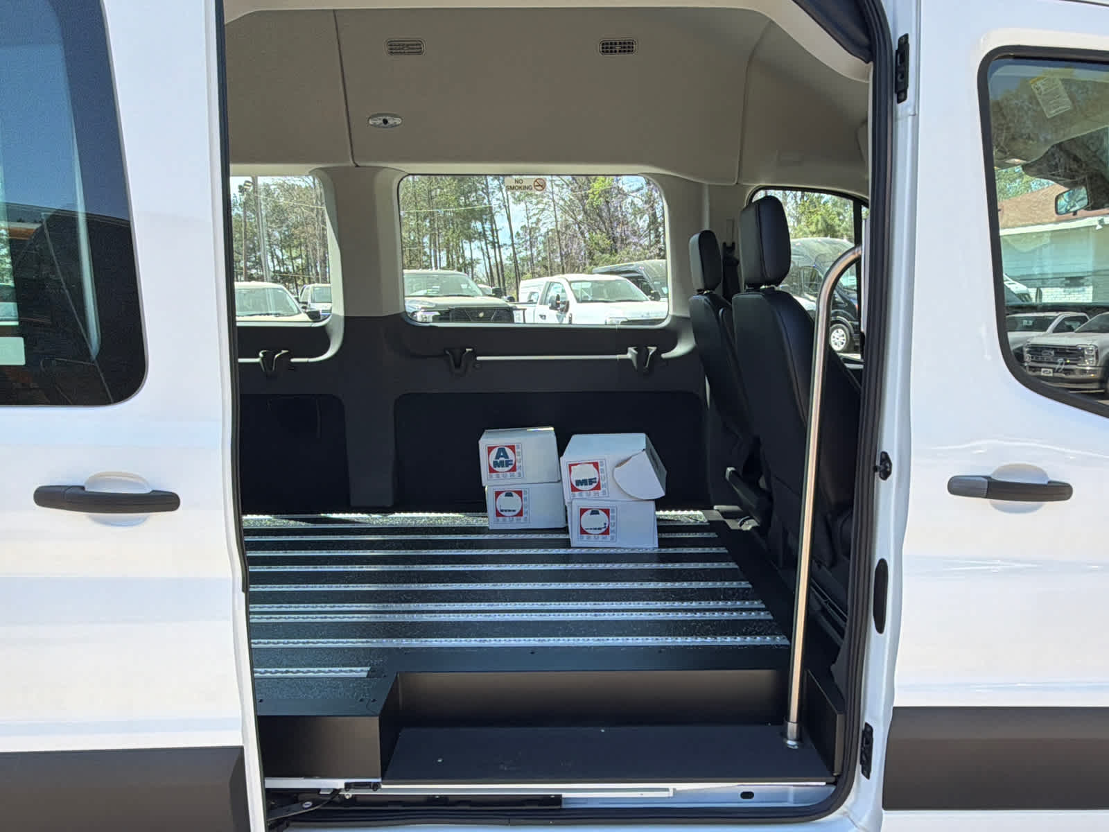 2023 Ford Transit Passenger Wagon XL