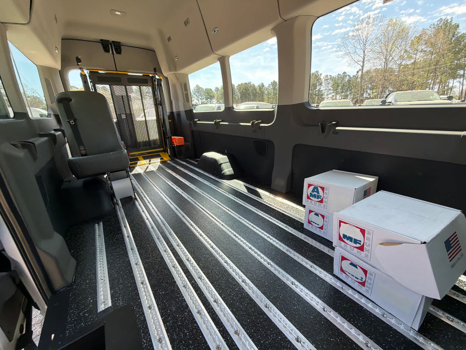 2023 Ford Transit Passenger Wagon XL