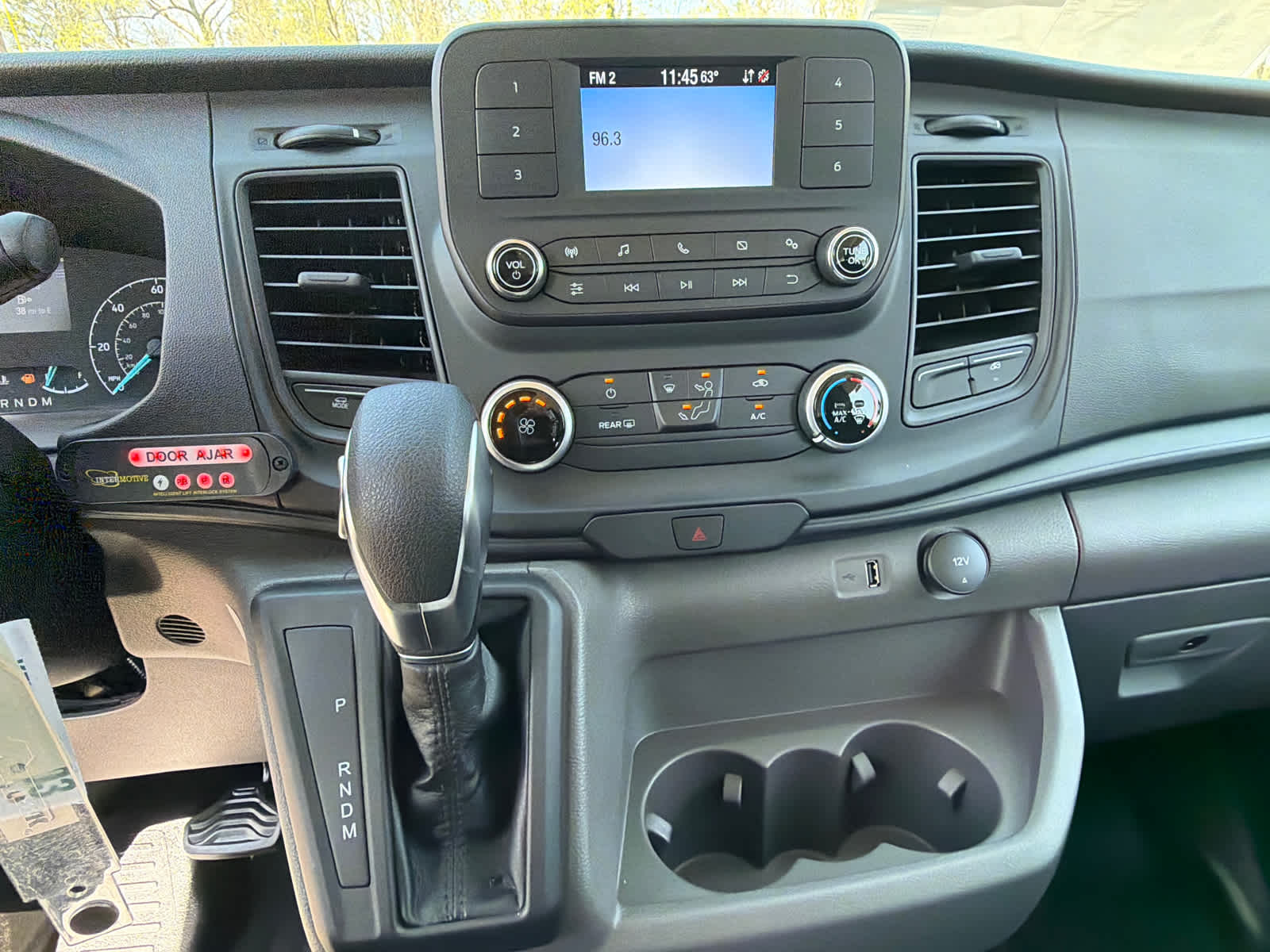 2023 Ford Transit Passenger Wagon XL