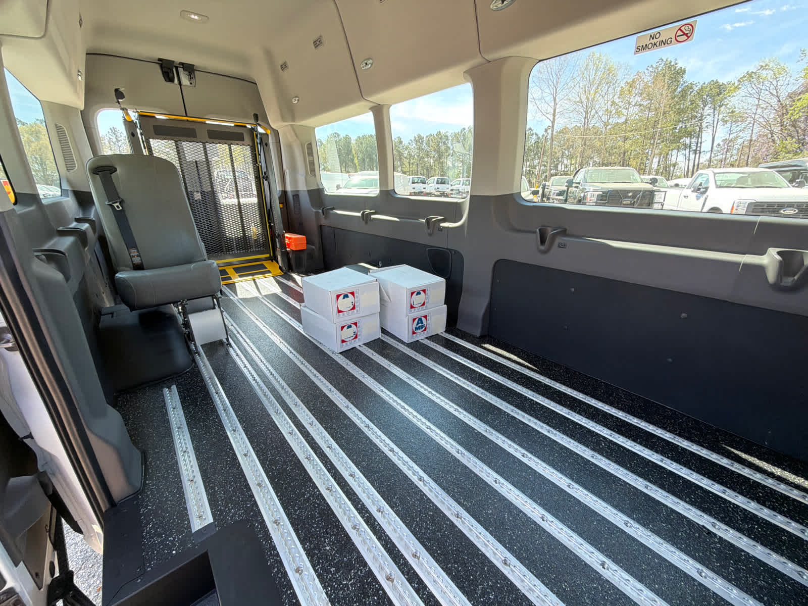 2023 Ford Transit Passenger Wagon XL