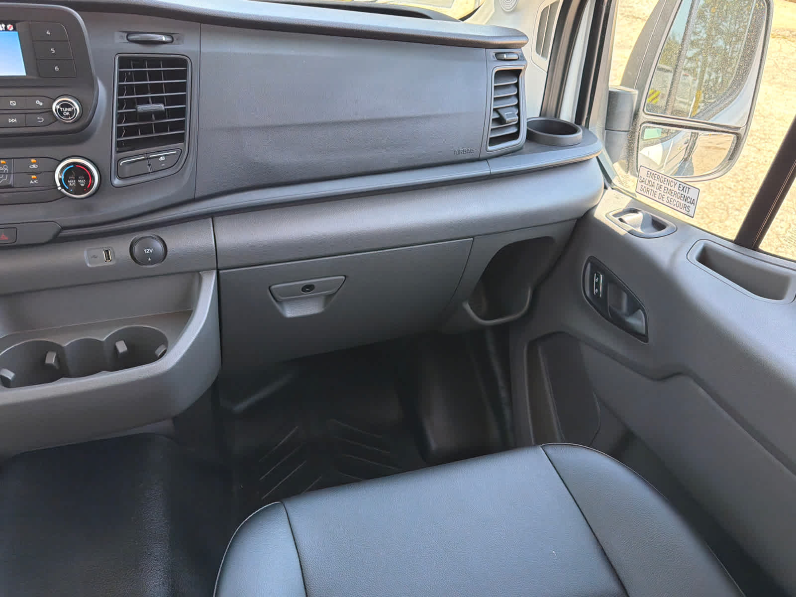 2023 Ford Transit Passenger Wagon XL