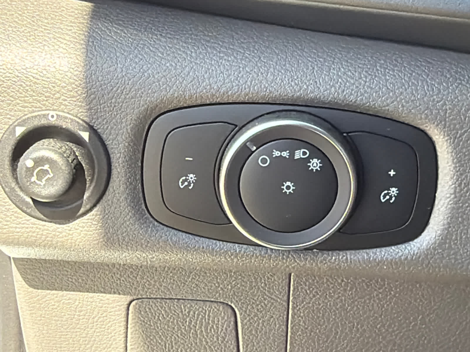 2023 Ford Transit Passenger Wagon XL