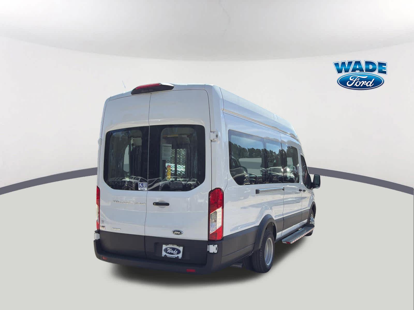 2023 Ford Transit Passenger Wagon XL