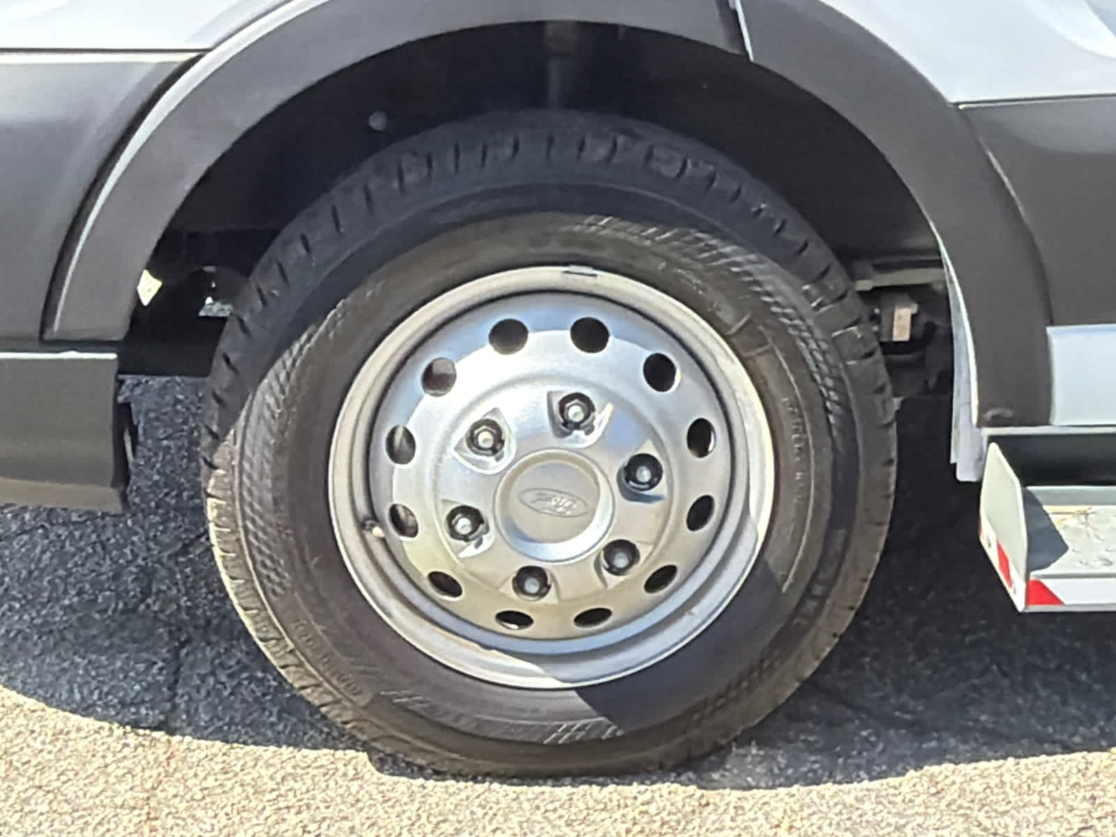 2023 Ford Transit Passenger Wagon XL