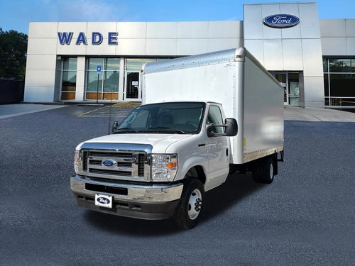 2025 Ford E-Series Cutaway E-450 DRW