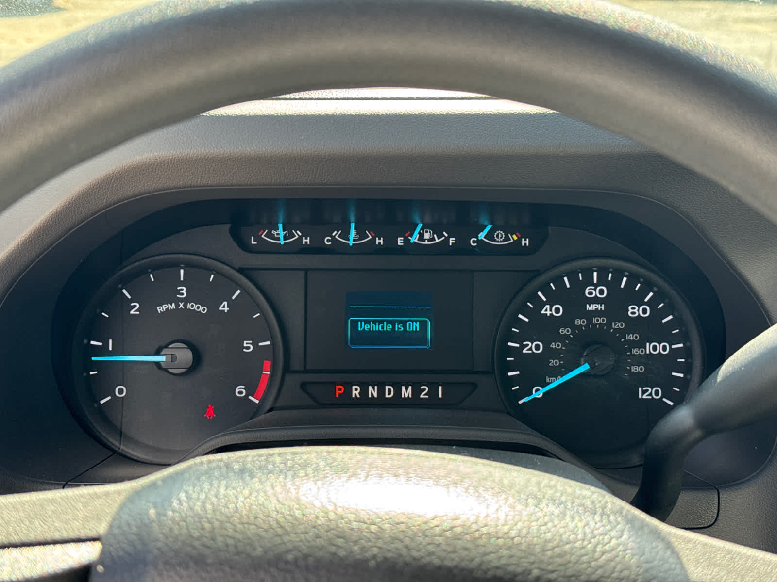 2025 Ford E-Series Cutaway E-450 DRW