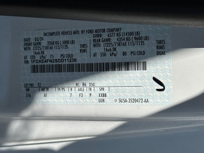 2025 Ford E-Series Cutaway E-450 DRW