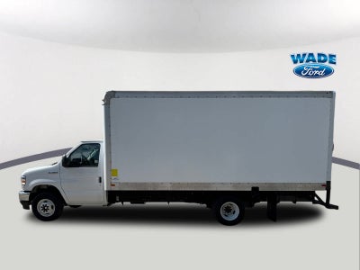 2025 Ford E-Series Cutaway E-450 DRW