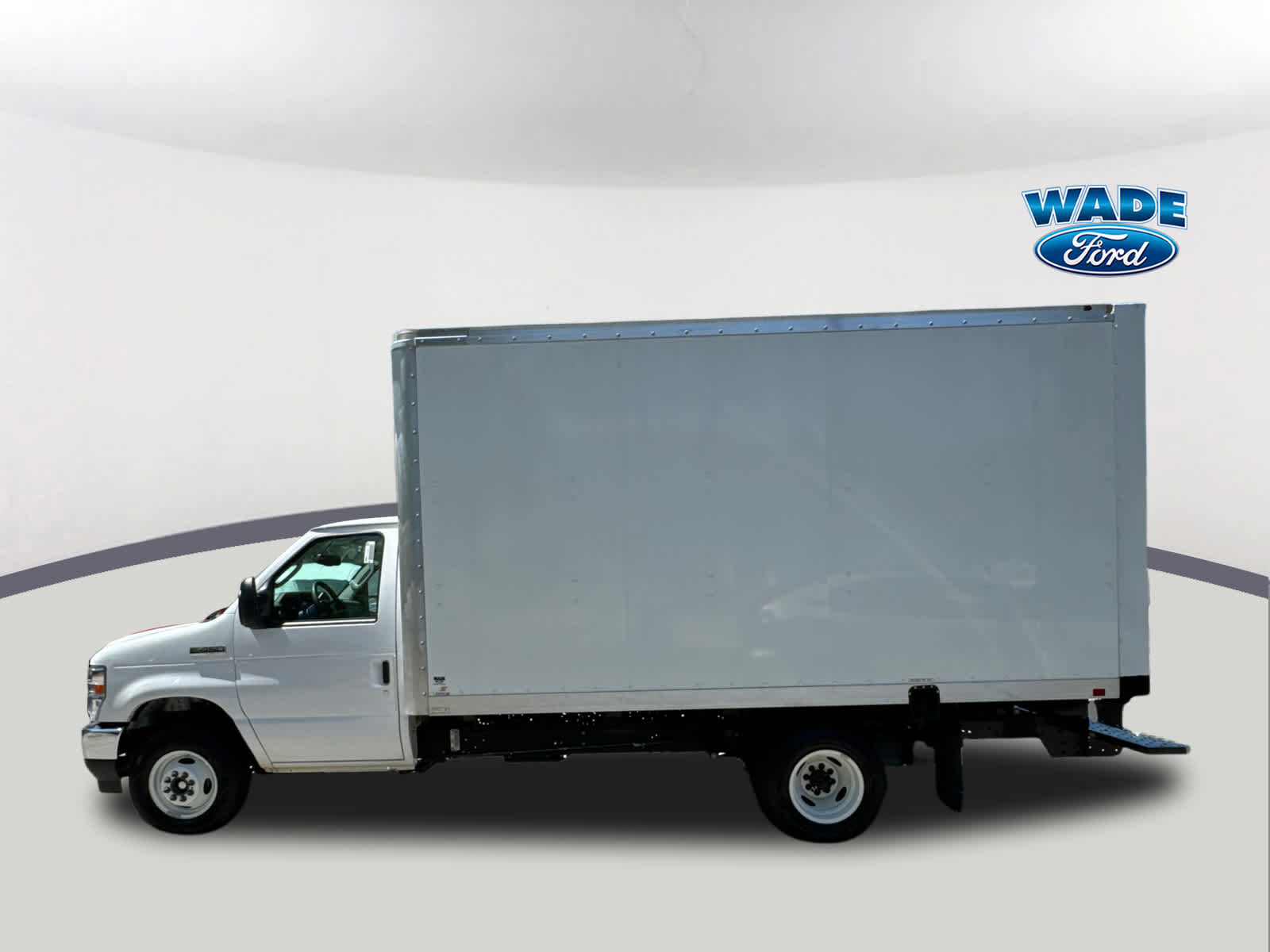 2023 Ford E-Series Cutaway E-450 DRW 158" WB