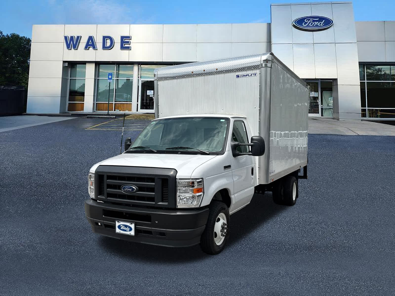 2023 Ford E-Series Cutaway E-450 DRW 158" WB