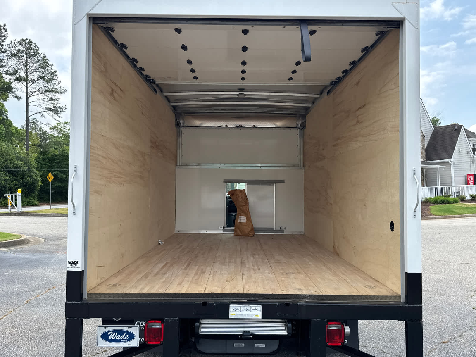 2023 Ford E-Series Cutaway E-450 DRW 158" WB