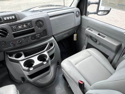 2023 Ford E-Series Cutaway E-450 DRW 158" WB