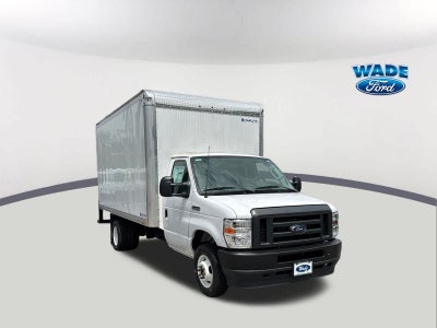 2023 Ford E-Series Cutaway E-450 DRW 158" WB