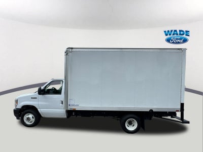 2023 Ford E-Series Cutaway E-450 DRW 158" WB
