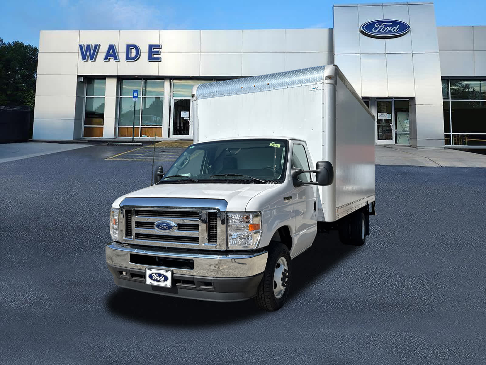 2025 Ford E-Series Cutaway E-450 DRW