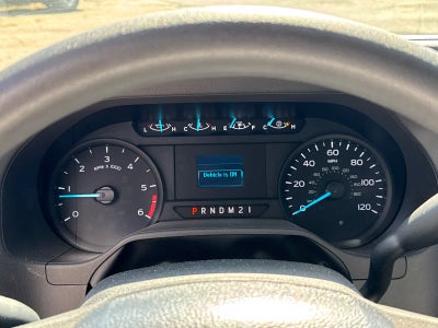 2025 Ford E-Series Cutaway E-450 DRW