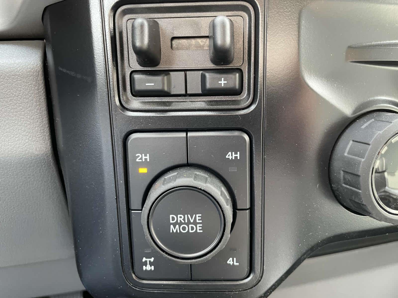 2024 Ford Super Duty F-350 SRW XLT