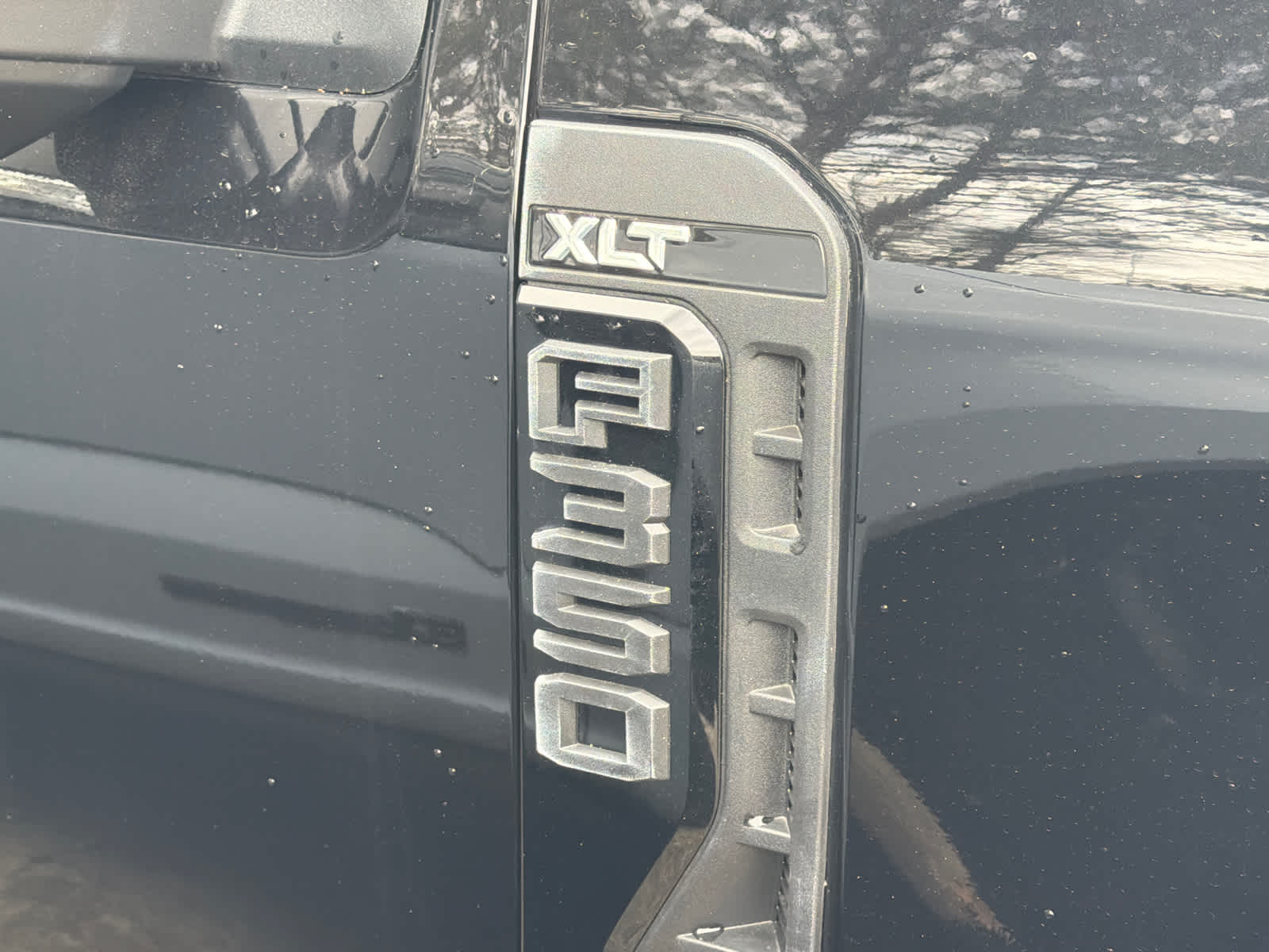 2024 Ford Super Duty F-350 SRW XLT