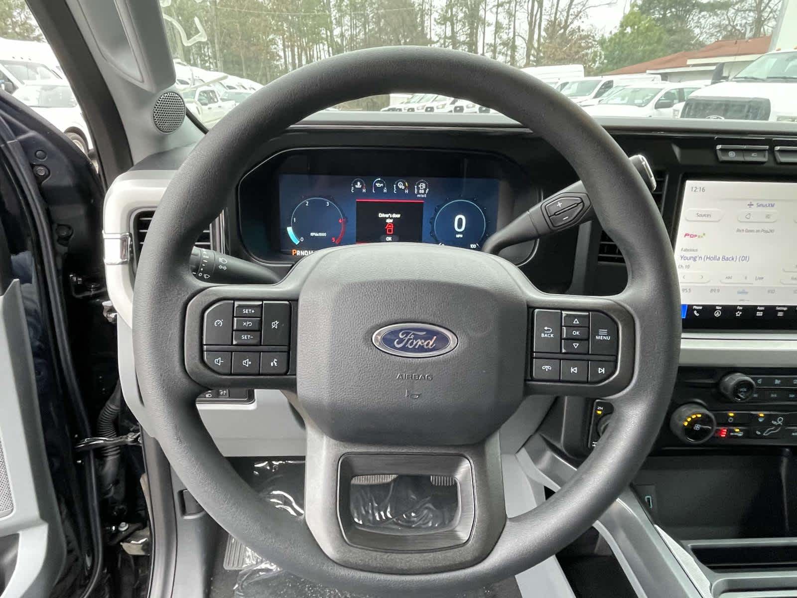 2024 Ford Super Duty F-350 SRW XLT