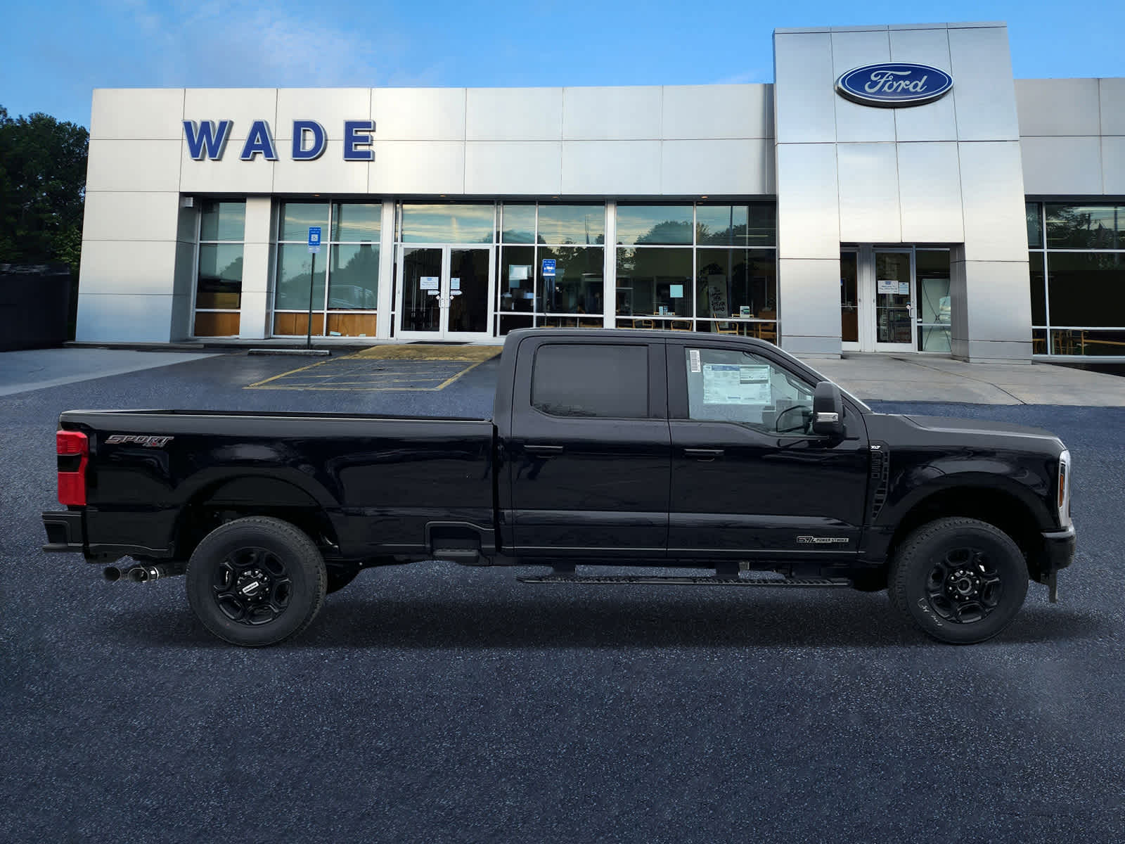 2024 Ford Super Duty F-350 SRW XLT