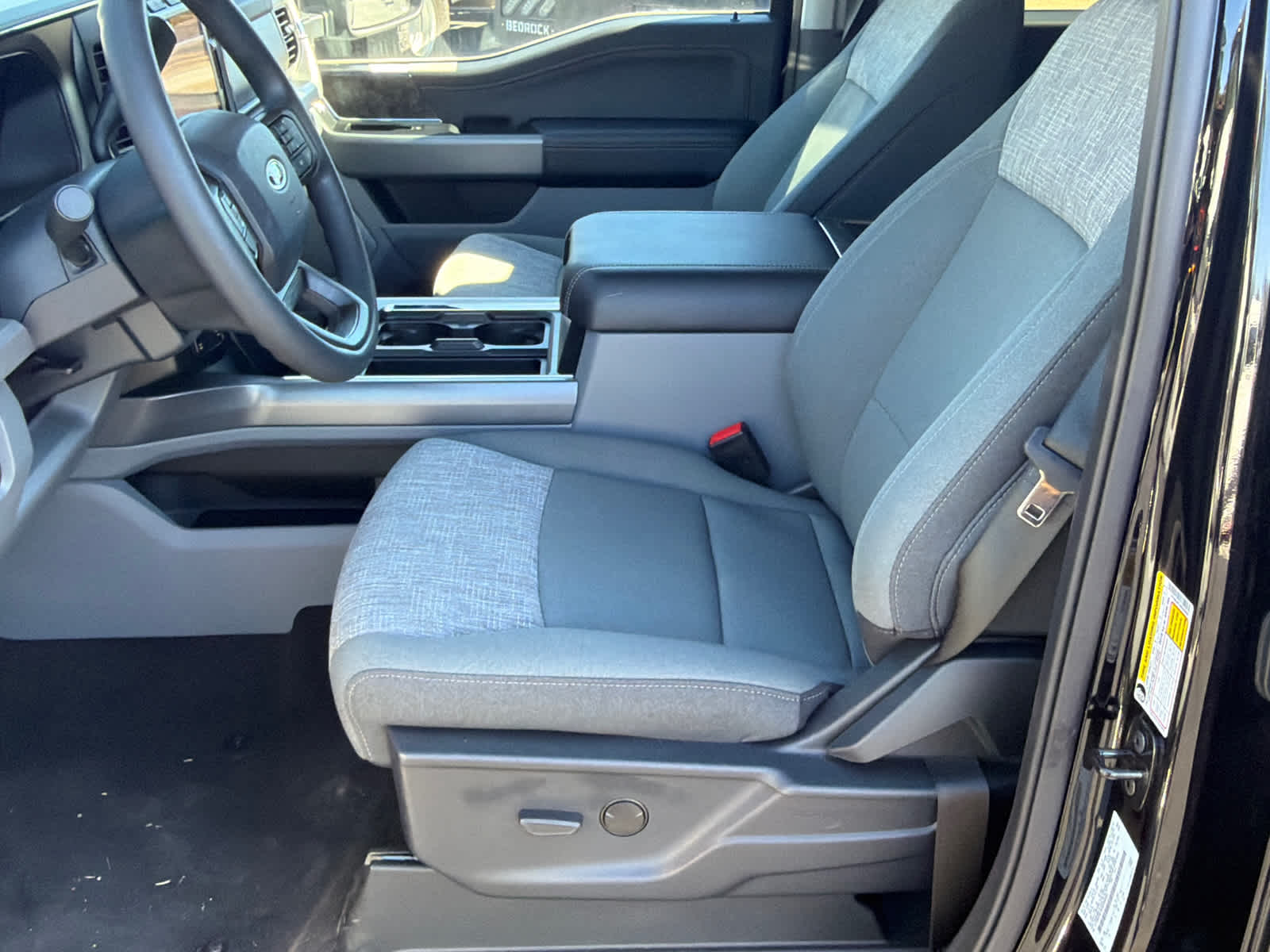 2024 Ford Super Duty F-350 SRW XLT