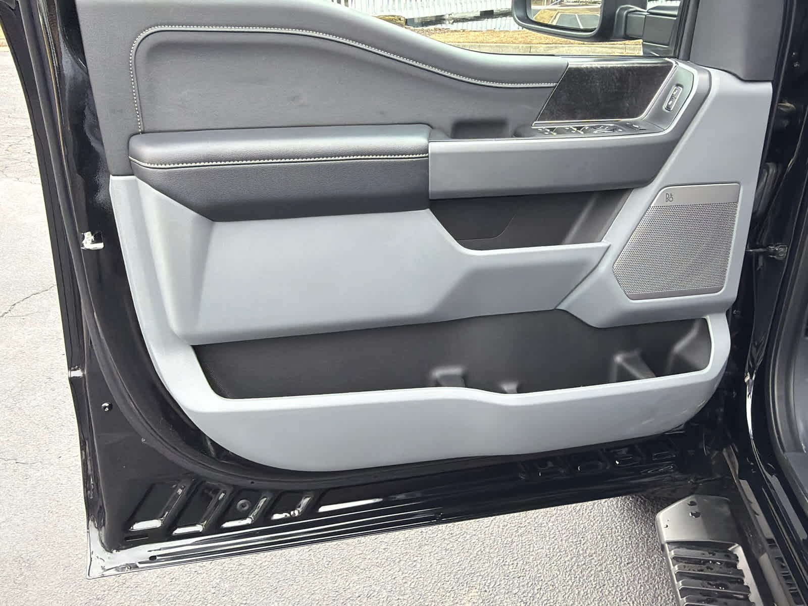 2024 Ford Super Duty F-350 SRW XLT