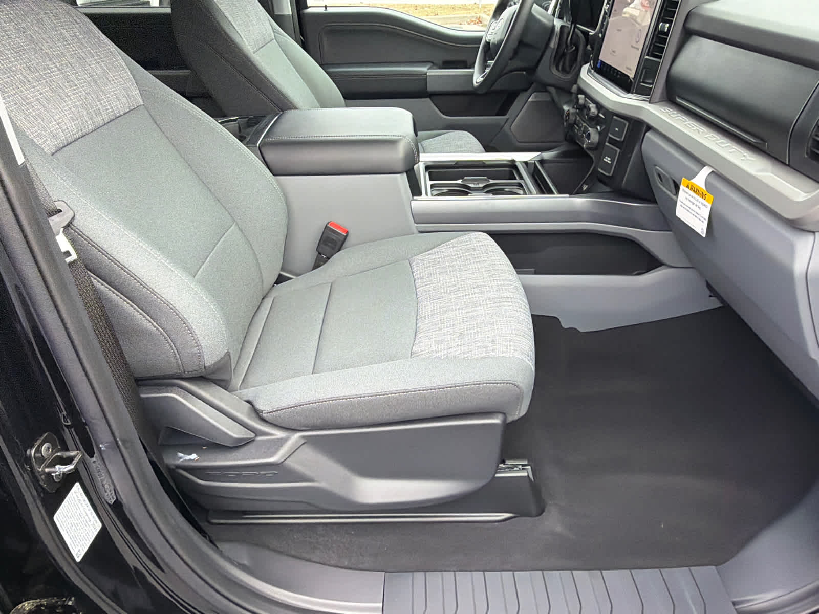 2024 Ford Super Duty F-350 SRW XLT