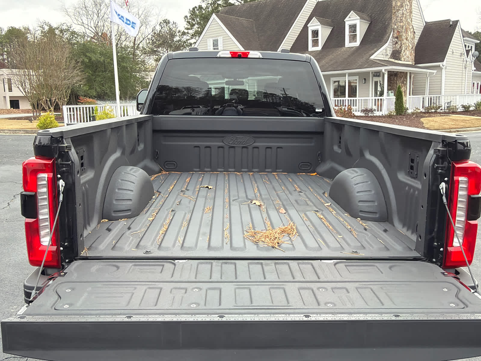 2024 Ford Super Duty F-350 SRW XLT