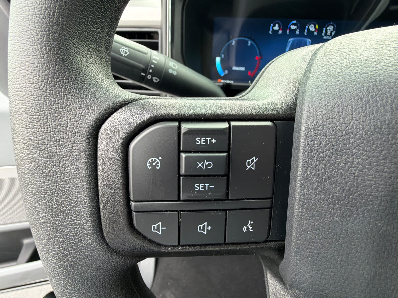 2024 Ford Super Duty F-350 SRW XLT