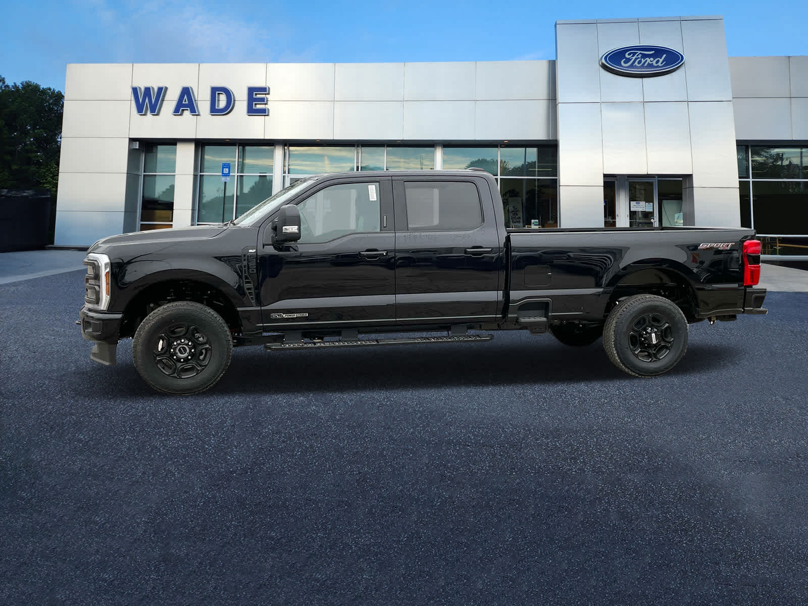 2024 Ford Super Duty F-350 SRW XLT