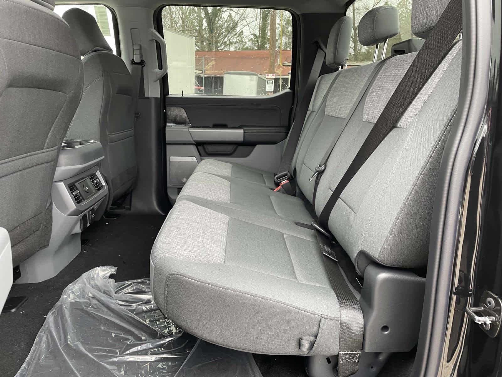 2024 Ford Super Duty F-350 SRW XLT