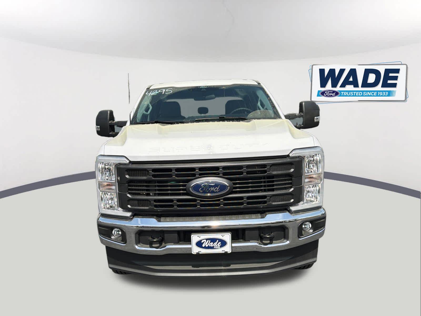 2026 Ford Super Duty F-350 SRW XL
