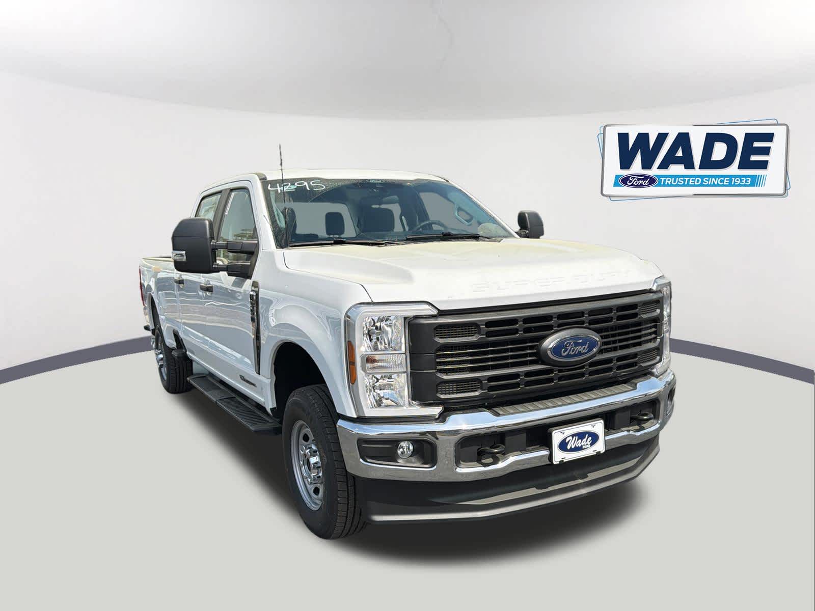 2026 Ford Super Duty F-350 SRW XL