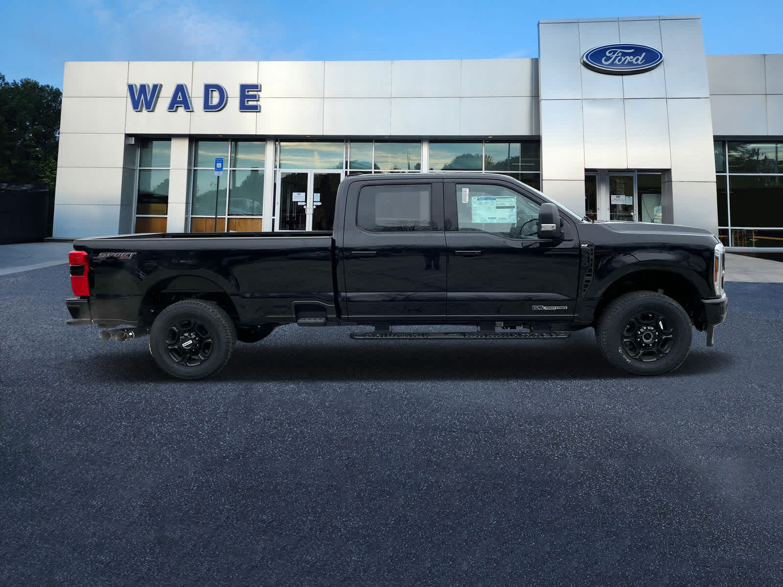 2024 Ford Super Duty F-350 SRW XLT