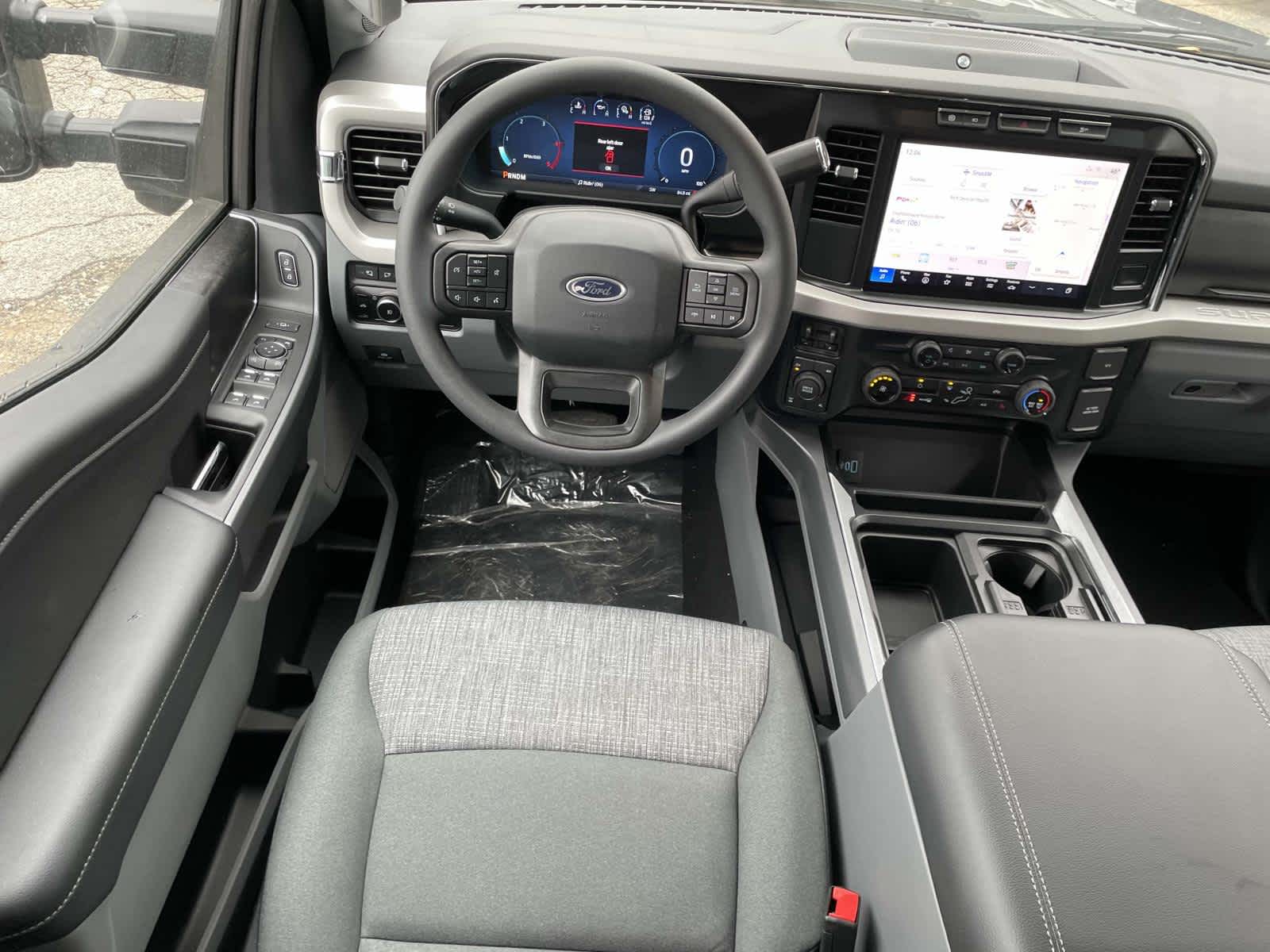 2024 Ford Super Duty F-350 SRW XLT