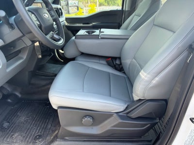 2026 Ford Super Duty F-350 DRW Pickup XL