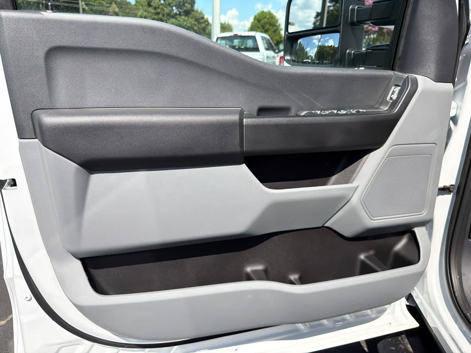 2026 Ford Super Duty F-350 DRW Pickup XL