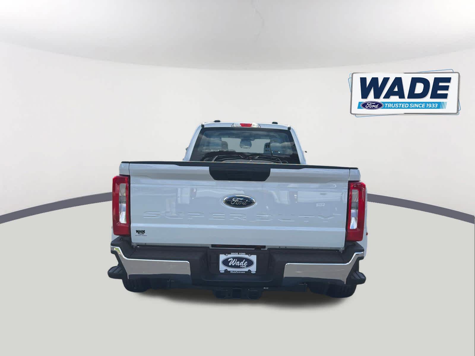 2026 Ford Super Duty F-350 DRW Pickup XL