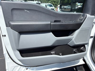 2026 Ford Super Duty F-350 DRW Pickup XL